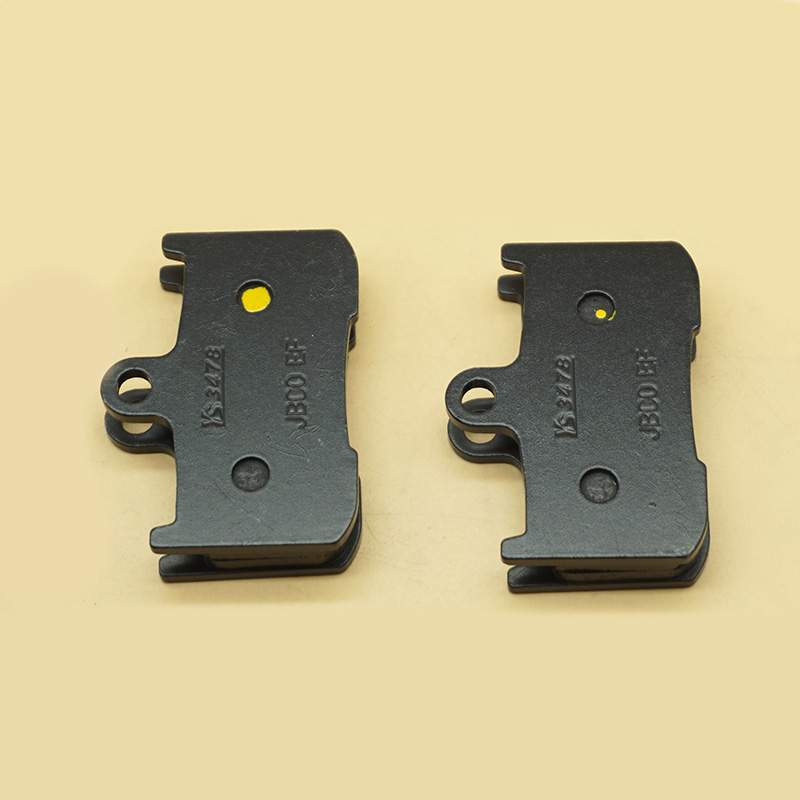 Analyste de plaquettes de frei - Brake Pad Set avis et prix